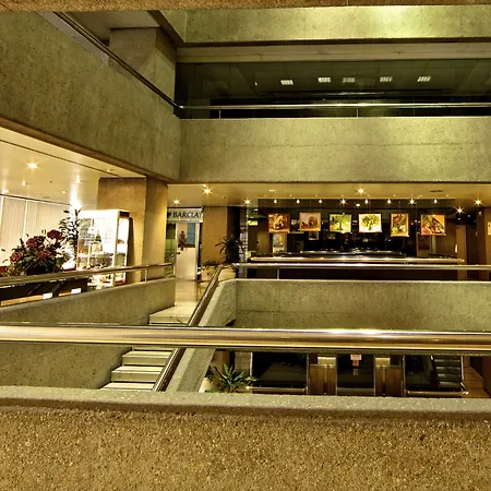 Pierre & Vacances Apartamentos Edificio Eurobuilding 2-2